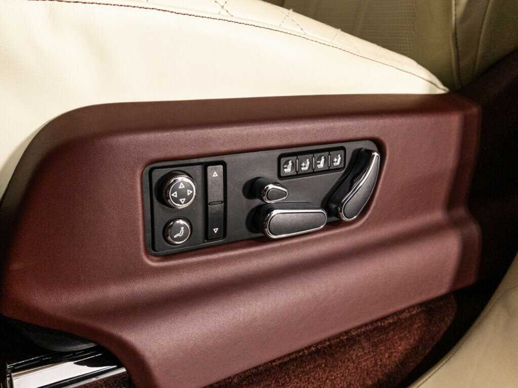 Bentley Bentayga с пробегом — 2020 год. Фото: #19