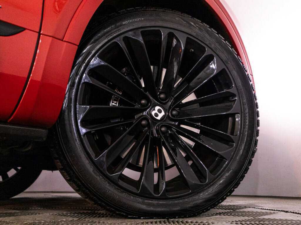 Bentley Bentayga с пробегом — 2020 год. Фото: #34