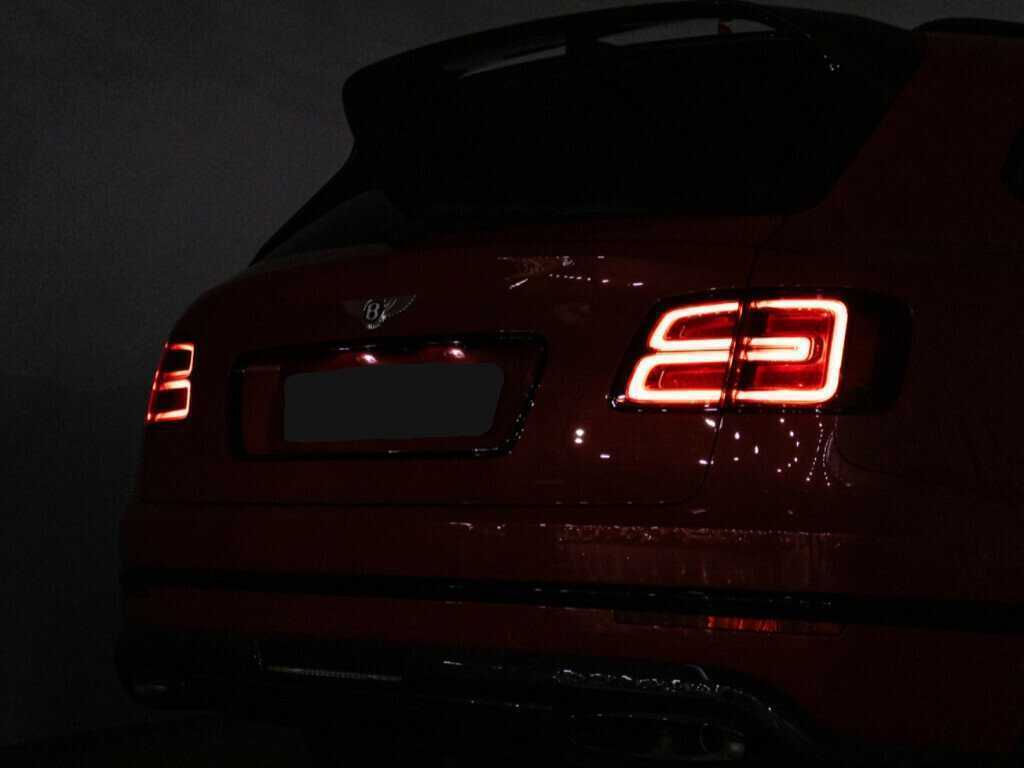 Bentley Bentayga с пробегом — 2020 год. Фото: #36