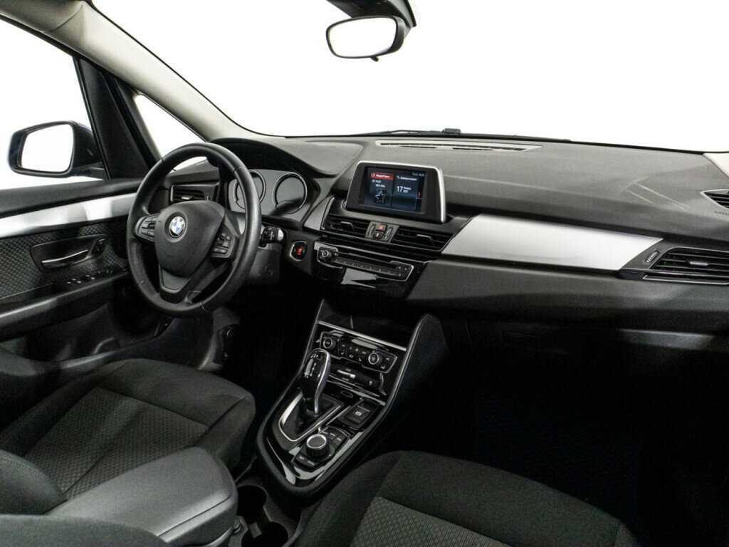 BMW 2 серии Active Tourer с пробегом — 2019 год. Фото: #8