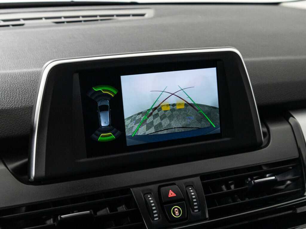 BMW 2 серии Active Tourer с пробегом — 2019 год. Фото: #17