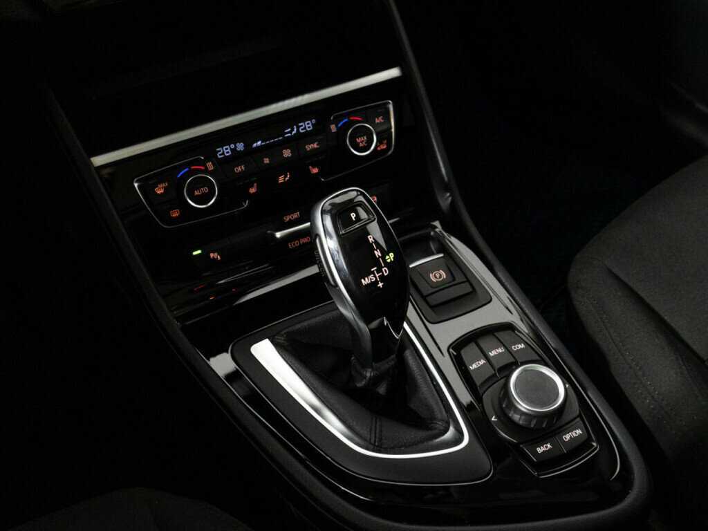 BMW 2 серии Active Tourer с пробегом — 2019 год. Фото: #19