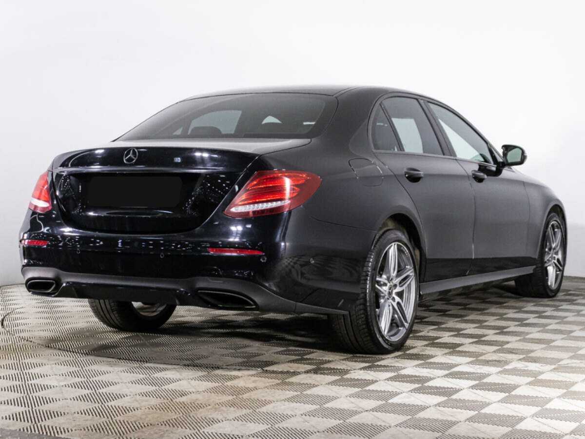 Mercedes-Benz E-Класс с пробегом — 2019 год. Фото: #3