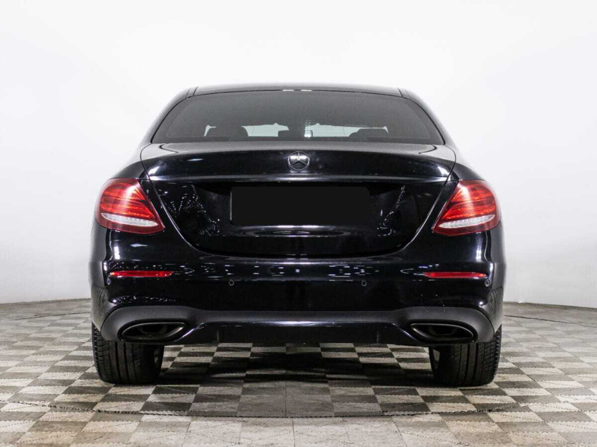 Mercedes-Benz E-Класс с пробегом — 2019 год. Фото: #4