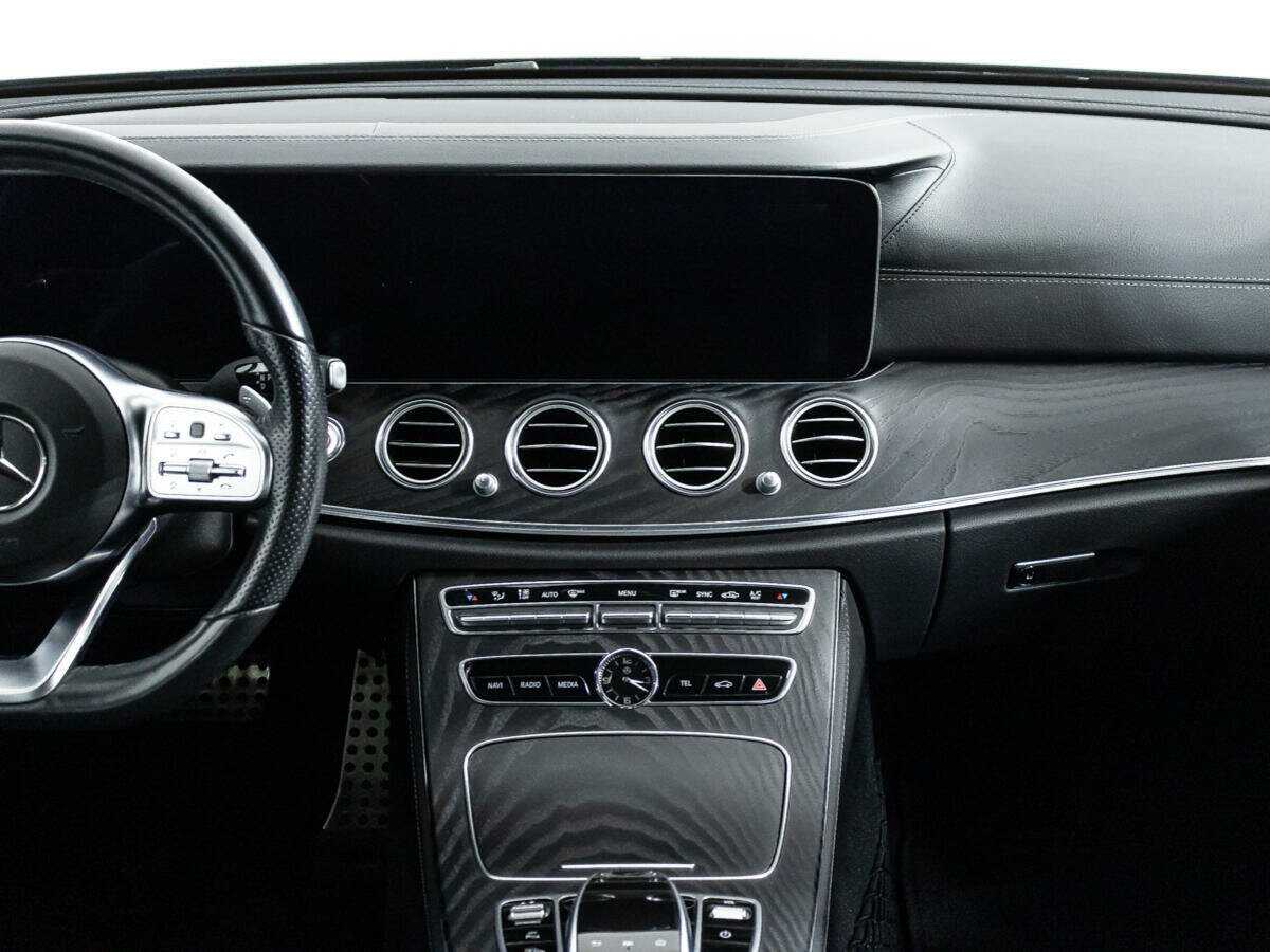 Mercedes-Benz E-Класс с пробегом — 2019 год. Фото: #11