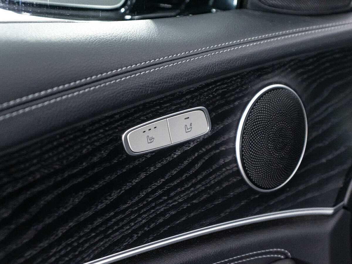 Mercedes-Benz E-Класс с пробегом — 2019 год. Фото: #17