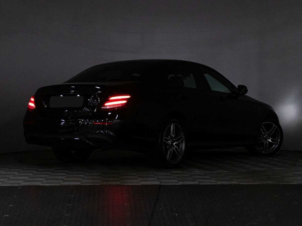 Mercedes-Benz E-Класс с пробегом — 2019 год. Фото: #19