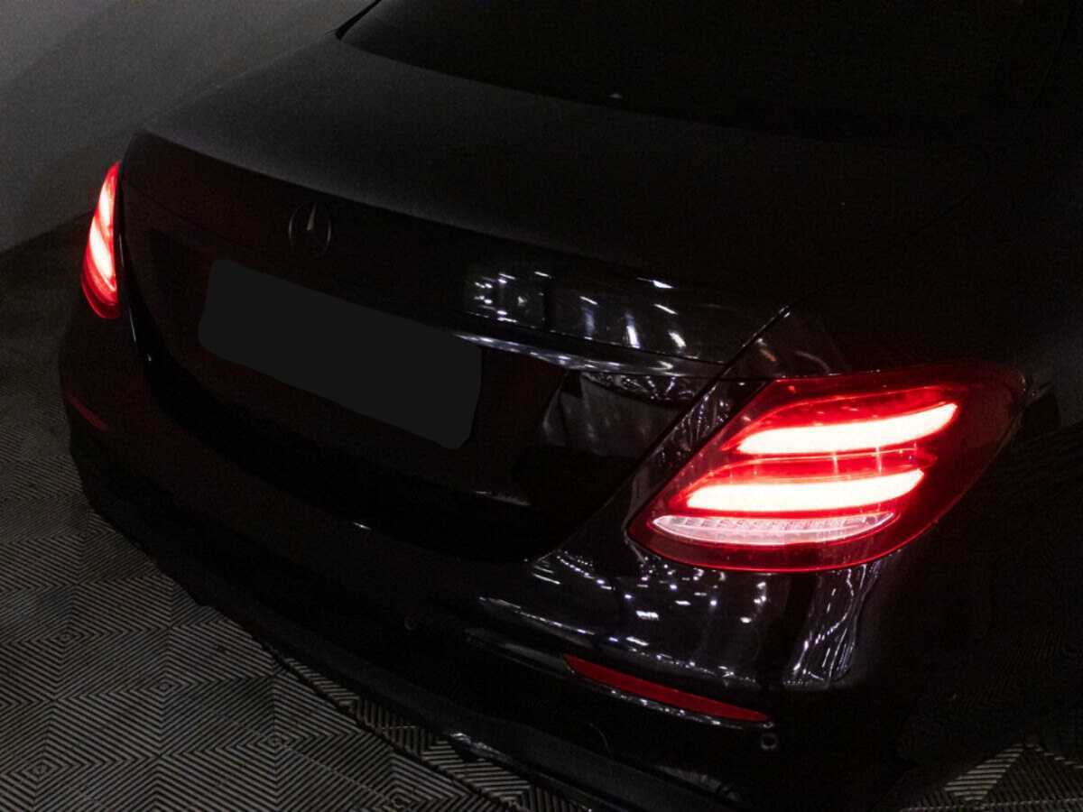 Mercedes-Benz E-Класс с пробегом — 2019 год. Фото: #23