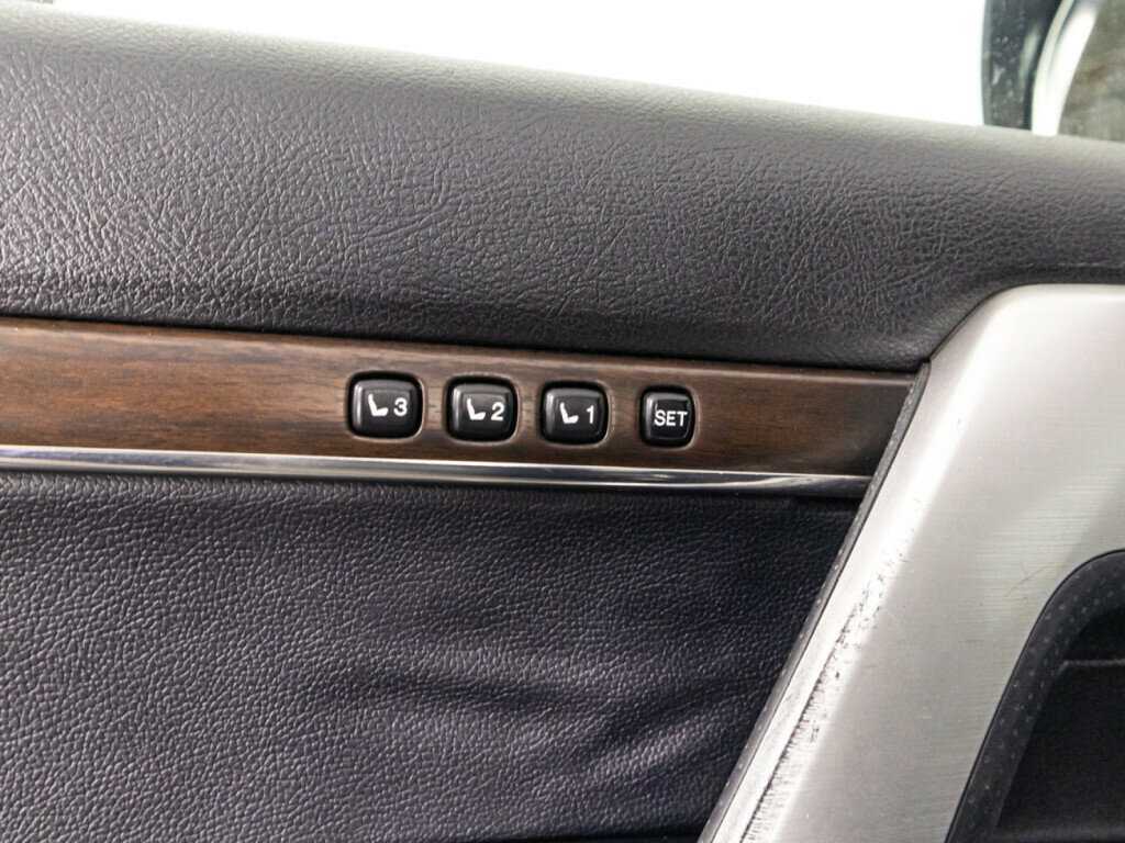 Toyota Land Cruiser с пробегом — 2016 год. Фото: #23