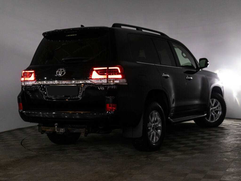 Toyota Land Cruiser с пробегом — 2016 год. Фото: #25