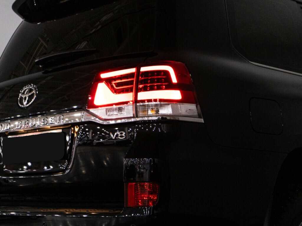 Toyota Land Cruiser с пробегом — 2016 год. Фото: #26