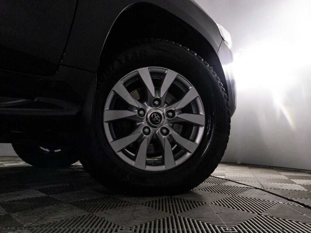 Toyota Land Cruiser с пробегом — 2016 год. Фото: #27