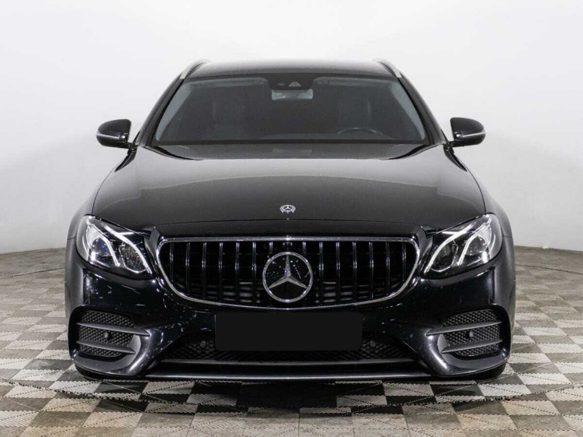 Mercedes-Benz E-Класс с пробегом — 2017 год. Фото: #1