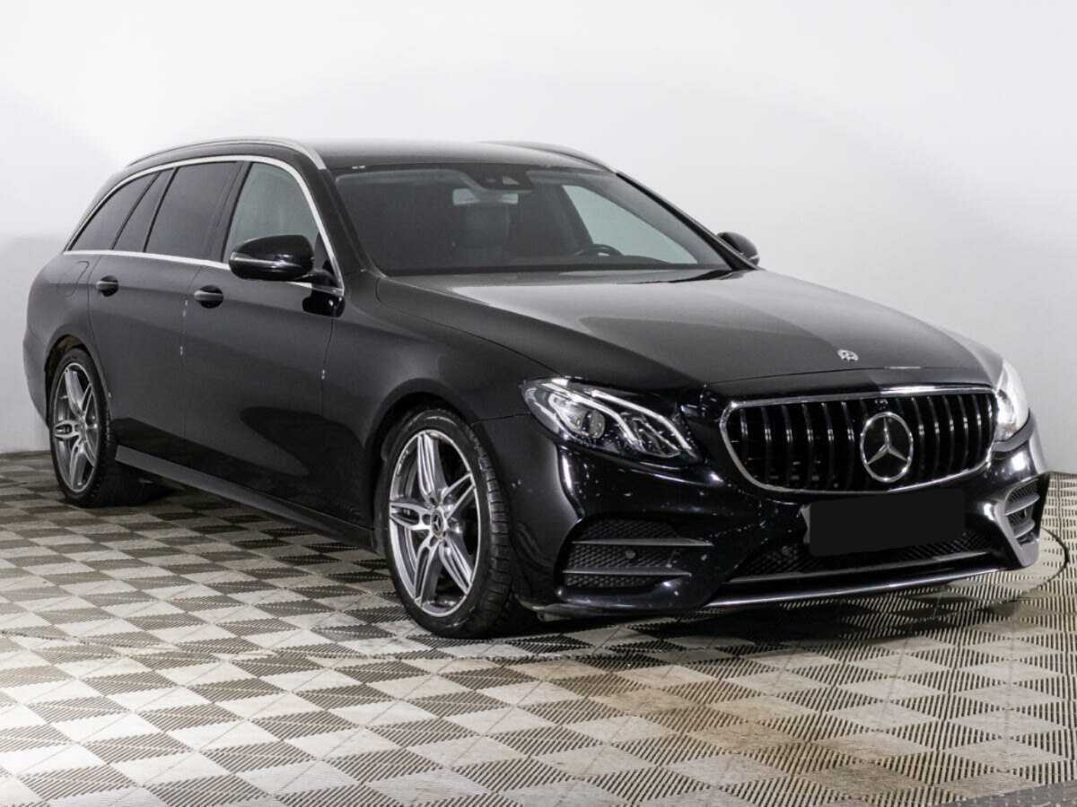 Mercedes-Benz E-Класс с пробегом — 2017 год. Фото: #2