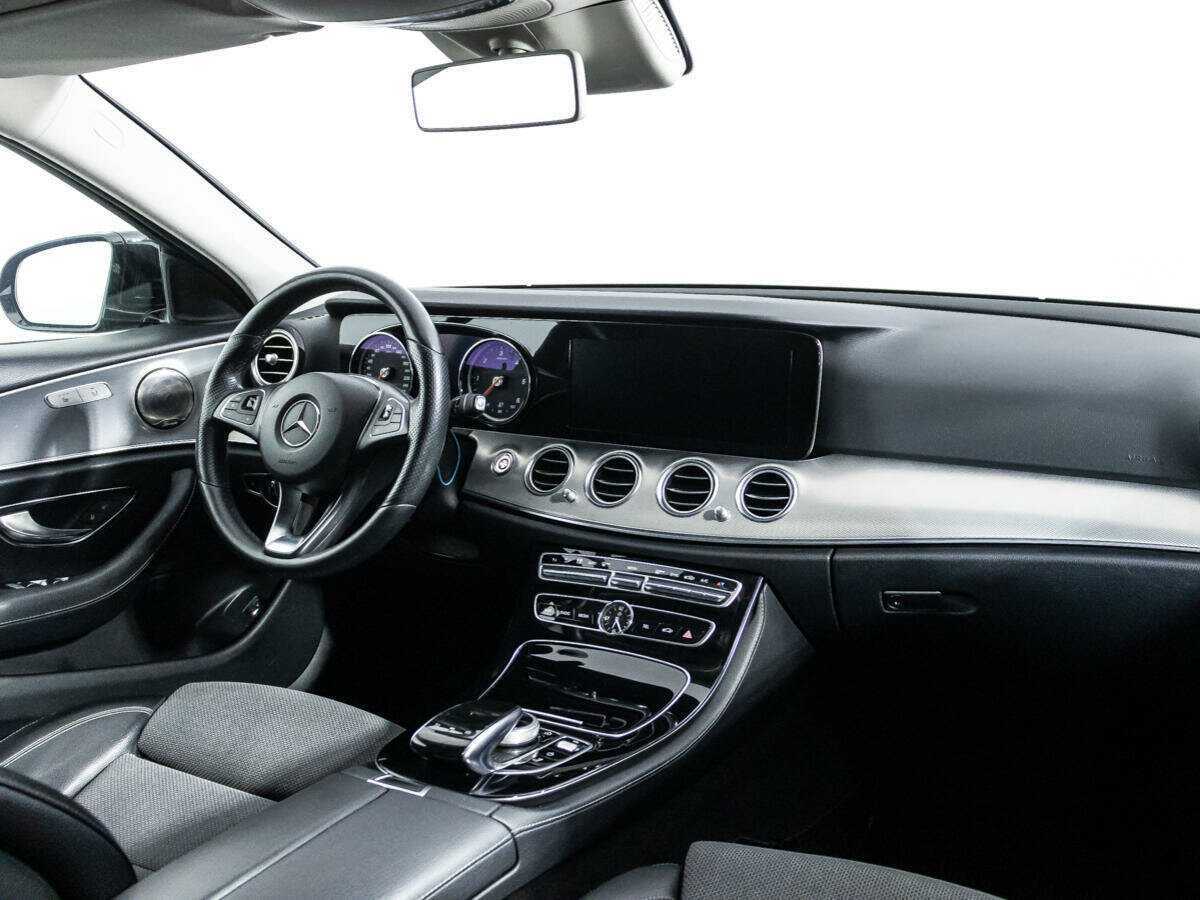 Mercedes-Benz E-Класс с пробегом — 2017 год. Фото: #8
