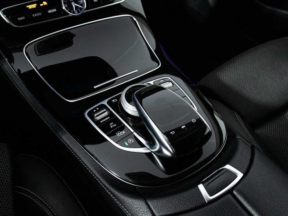 Mercedes-Benz E-Класс с пробегом — 2017 год. Фото: #16