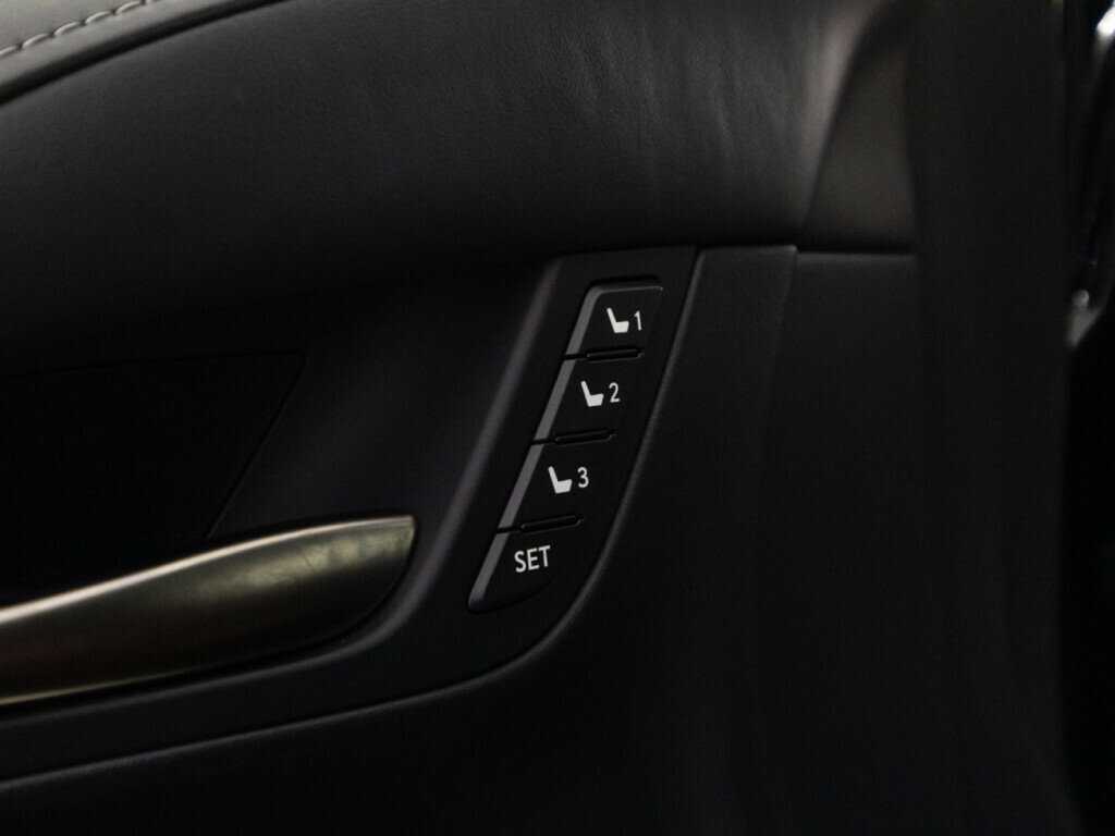 Lexus LX с пробегом — 2018 год. Фото: #26