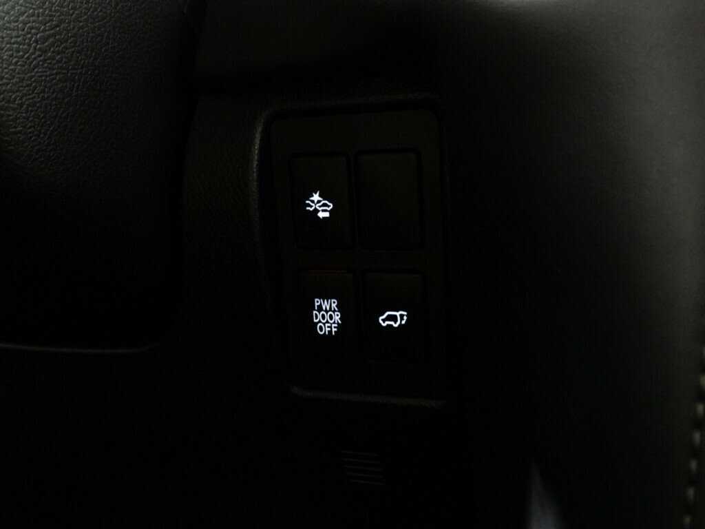 Lexus LX с пробегом — 2018 год. Фото: #27