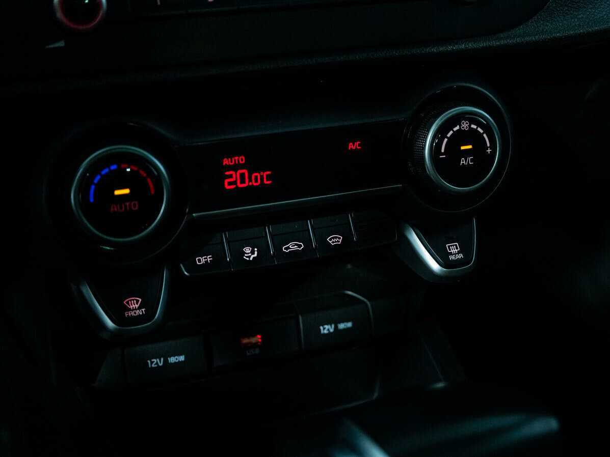 Kia Rio с пробегом — 2021 год. Фото: #13