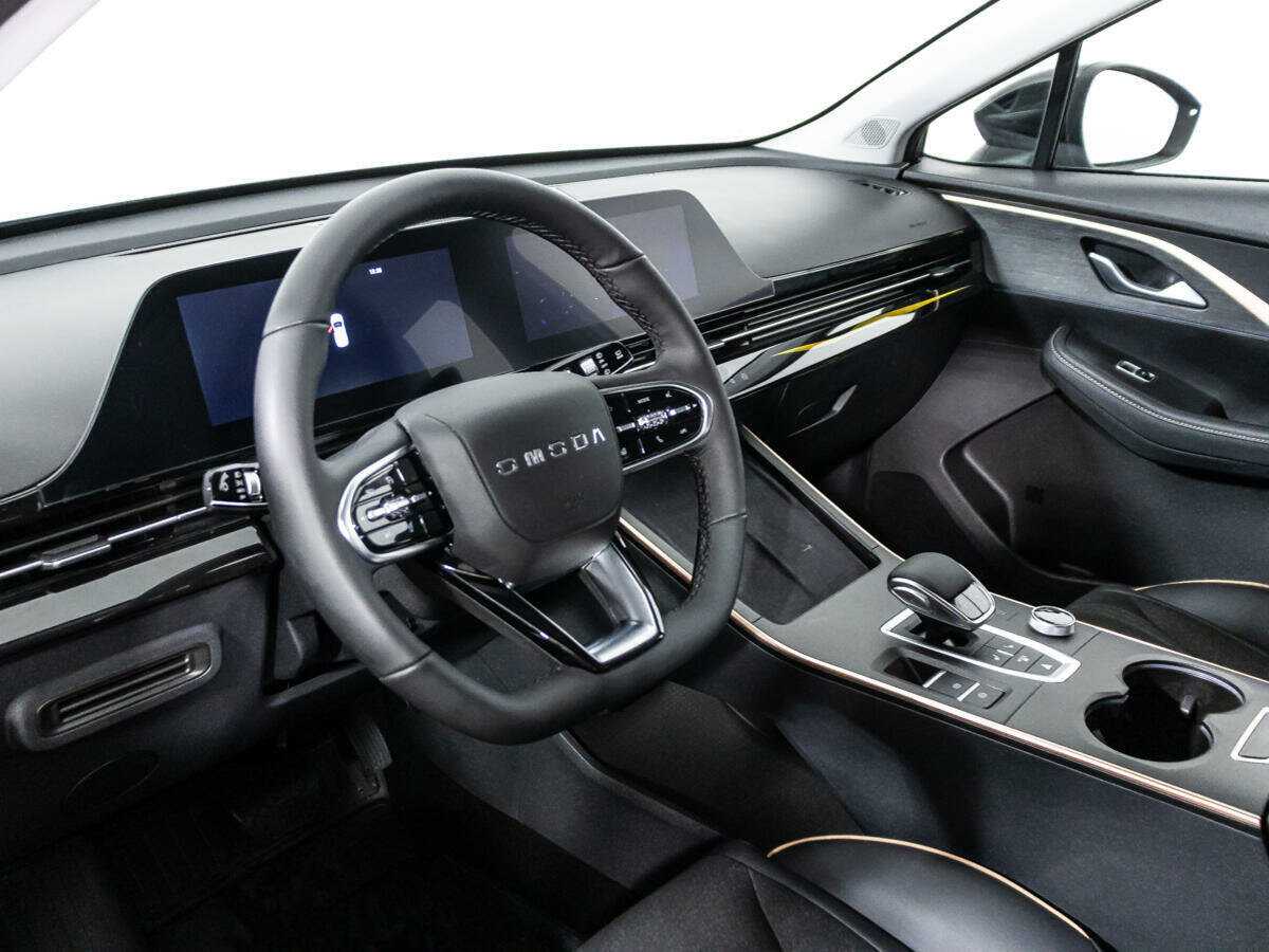 OMODA C5 с пробегом — 2024 год. Фото: #10