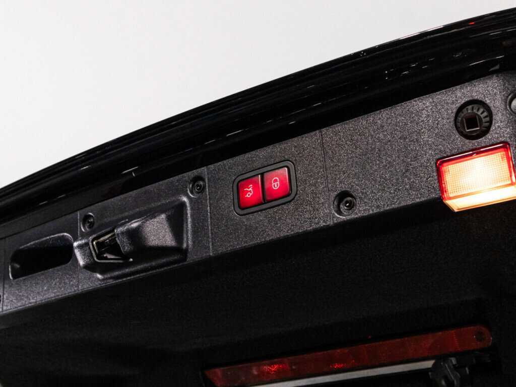 Mercedes-Benz S-Класс с пробегом — 2012 год. Фото: #12