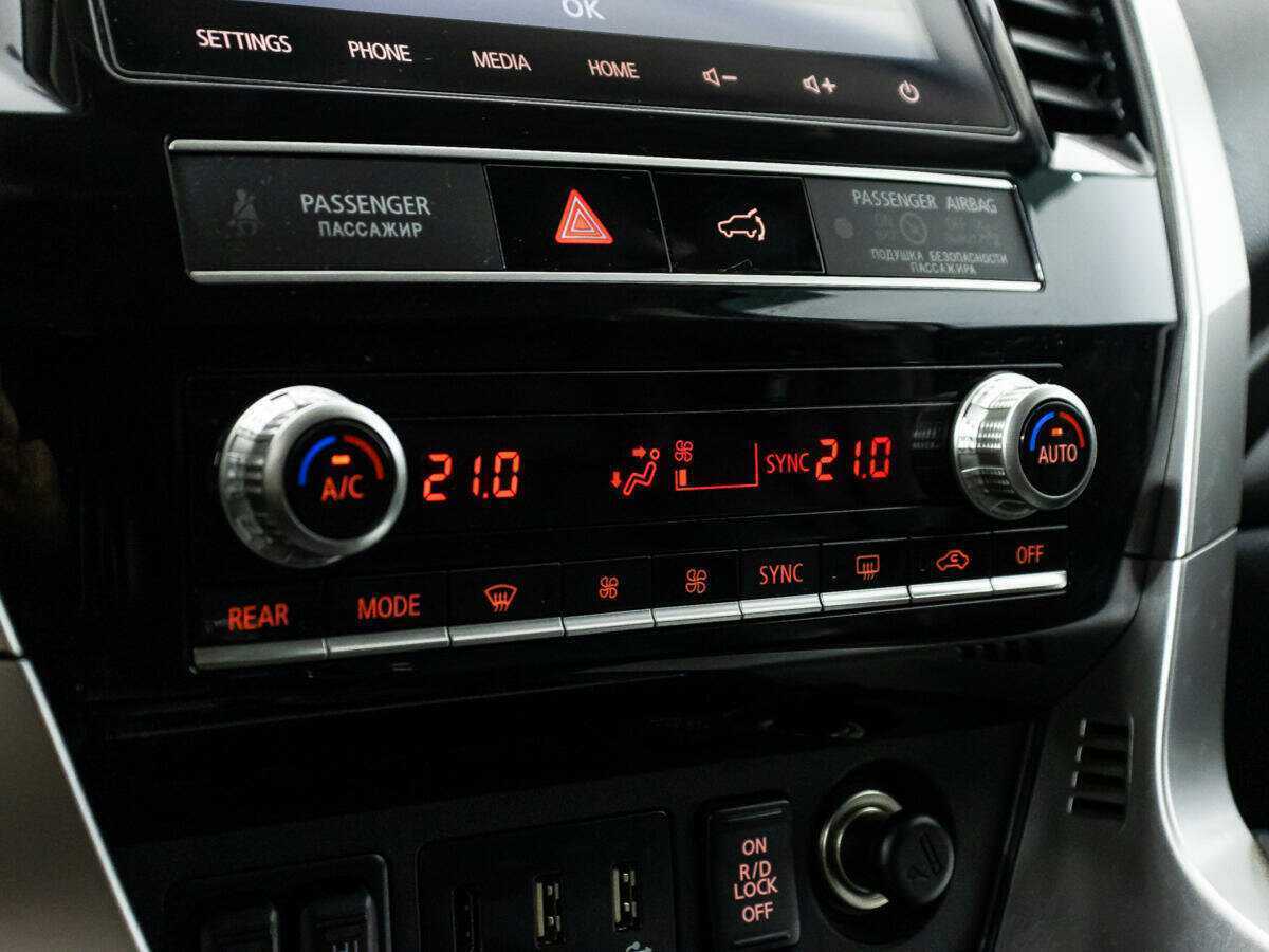 Mitsubishi Pajero Sport с пробегом — 2021 год. Фото: #14