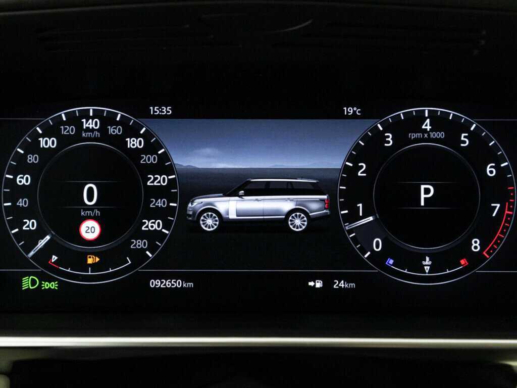 Land Rover Range Rover с пробегом — 2019 год. Фото: #11