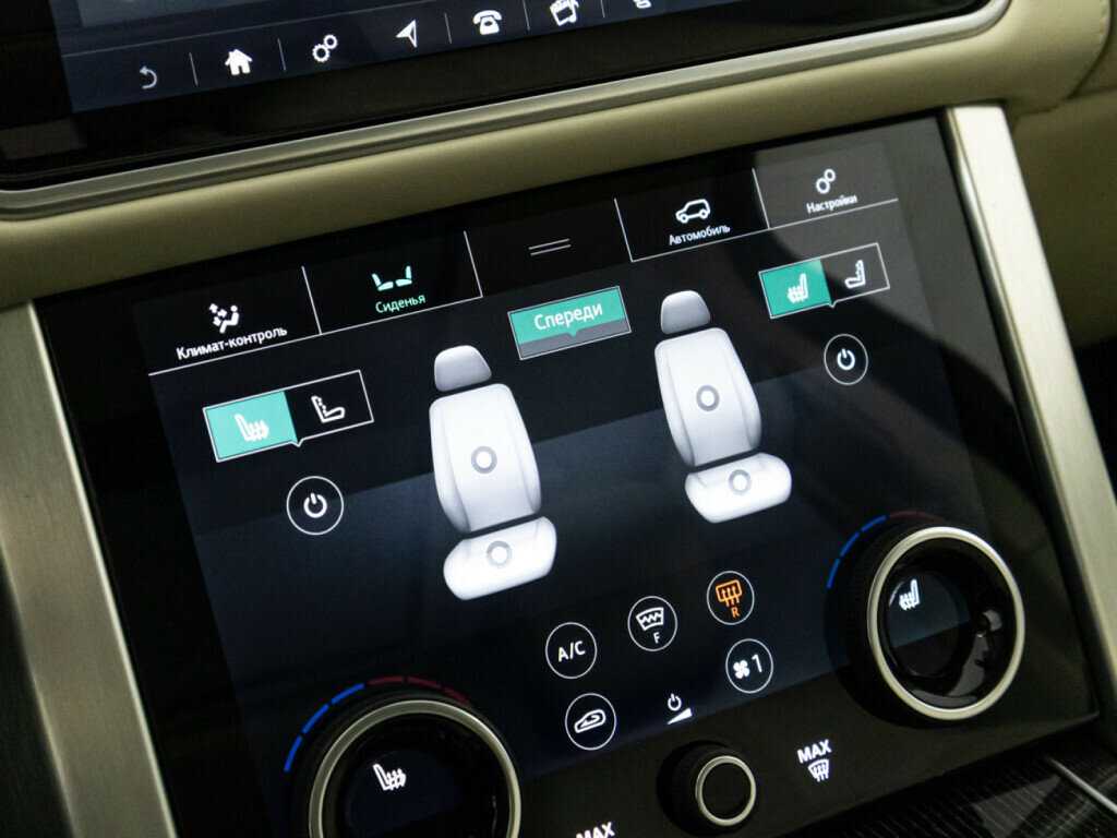 Land Rover Range Rover с пробегом — 2019 год. Фото: #30