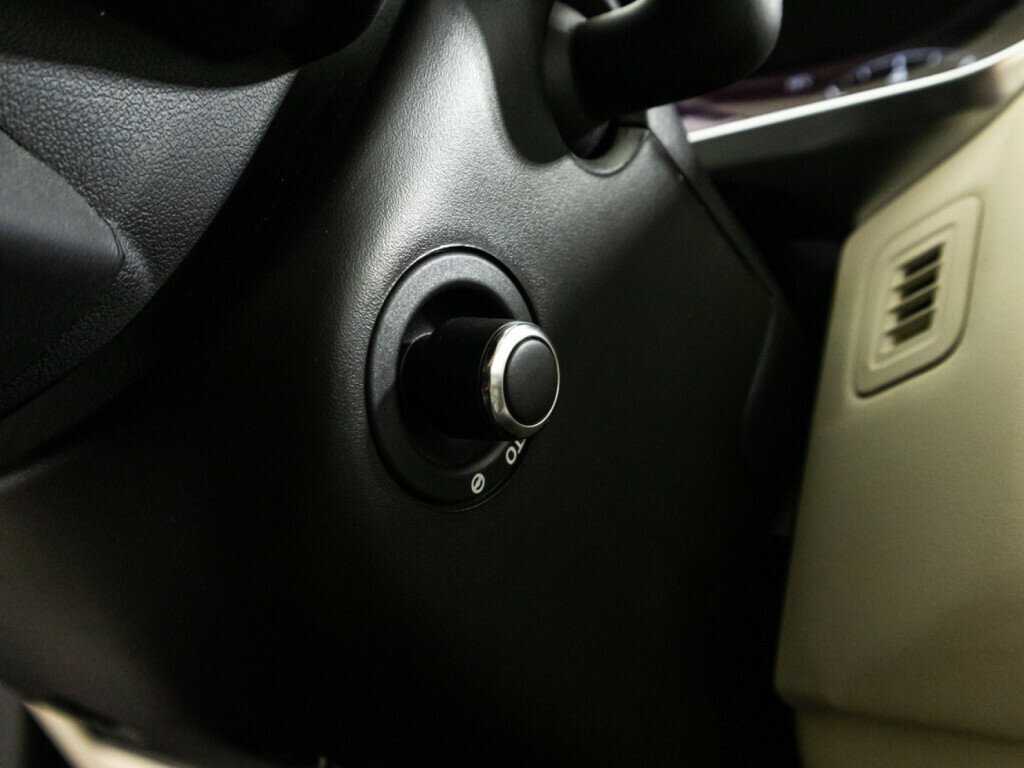 Land Rover Range Rover с пробегом — 2019 год. Фото: #31