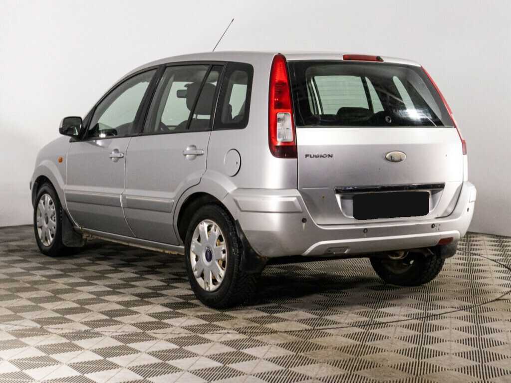 Ford Fusion с пробегом — 2009 год. Фото: #6