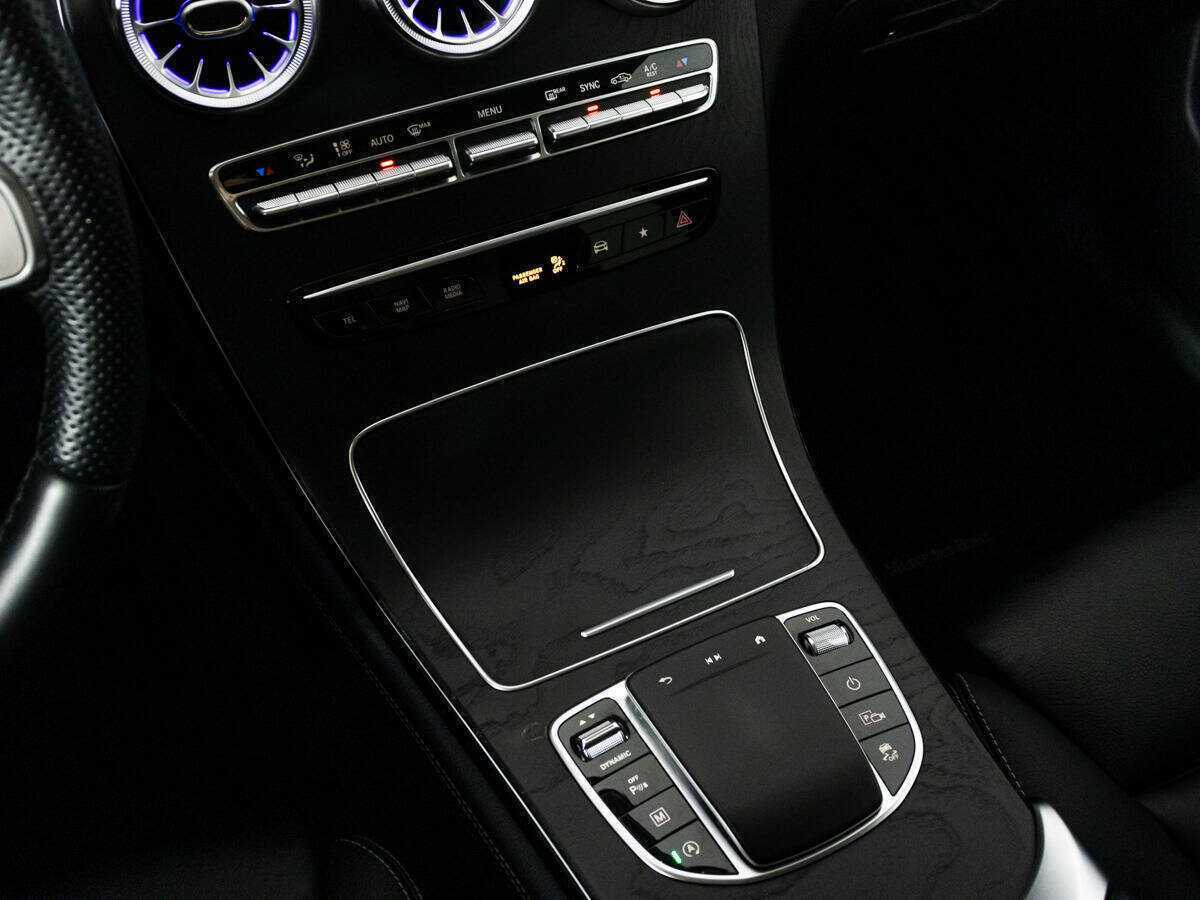 Mercedes-Benz GLC с пробегом — 2019 год. Фото: #17