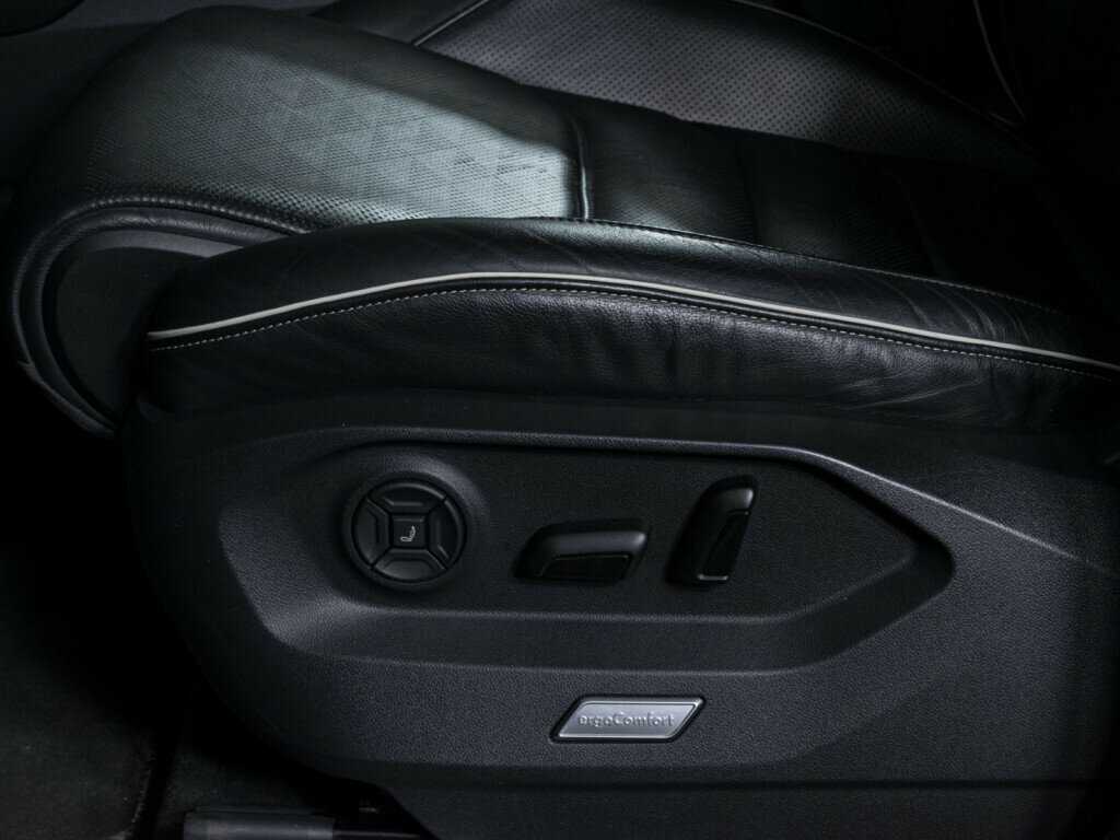 Volkswagen Touareg с пробегом — 2019 год. Фото: #18