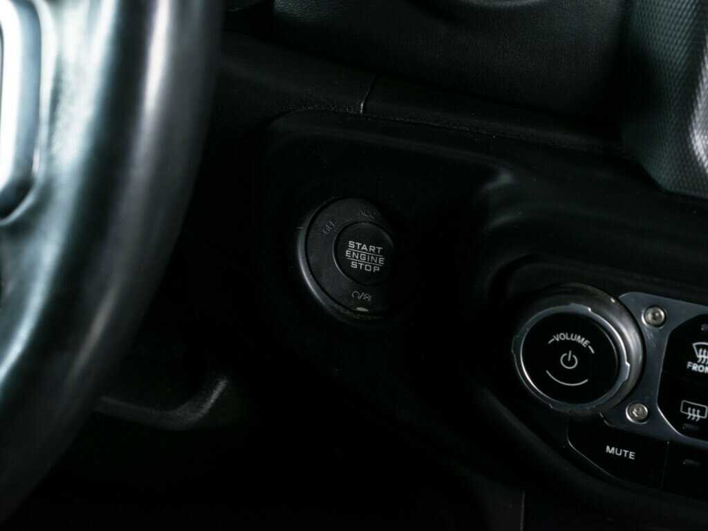 Jeep Wrangler с пробегом — 2021 год. Фото: #13