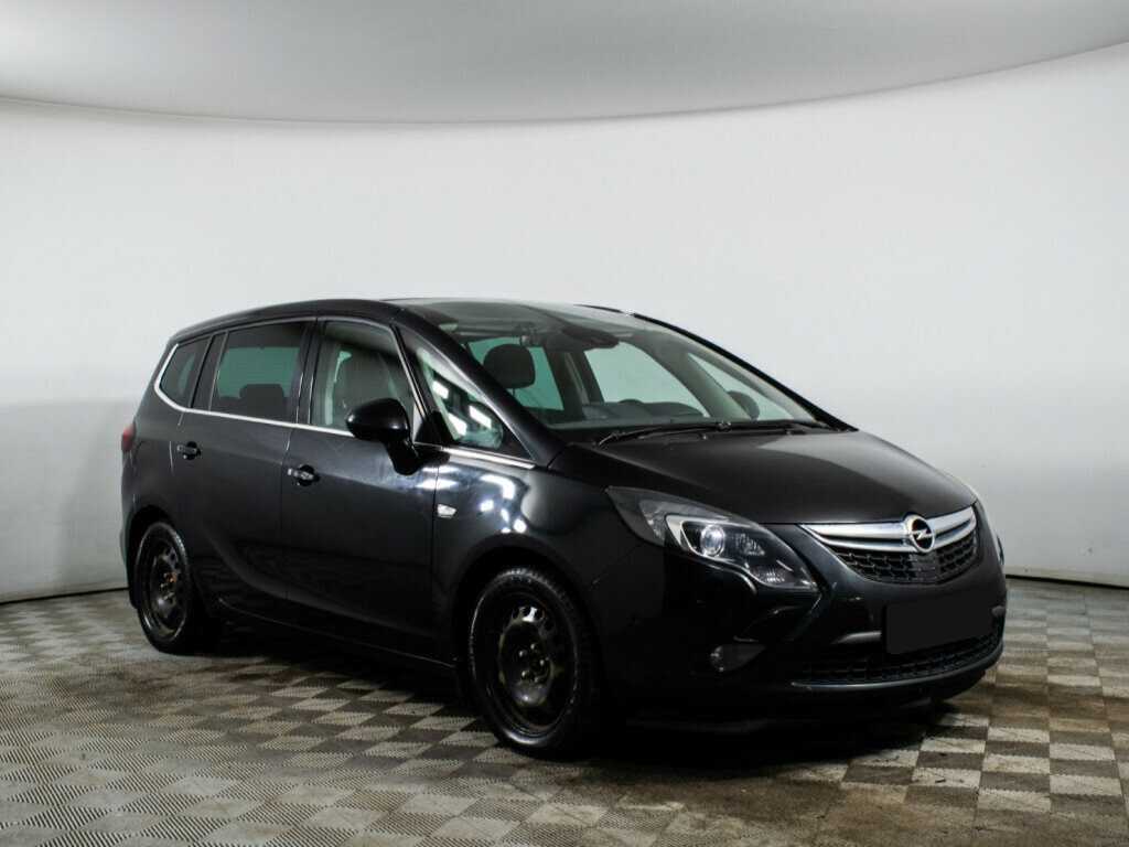 Opel Zafira с пробегом — 2012 год. Фото: #2
