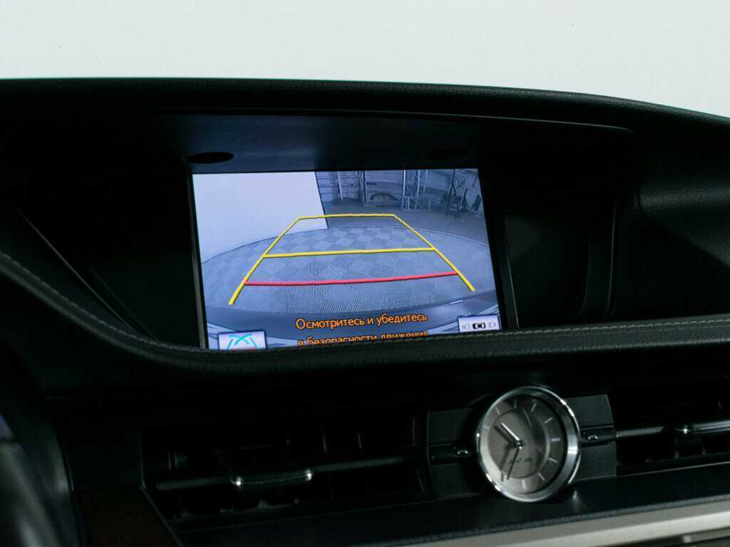 Lexus ES с пробегом — 2013 год. Фото: #17