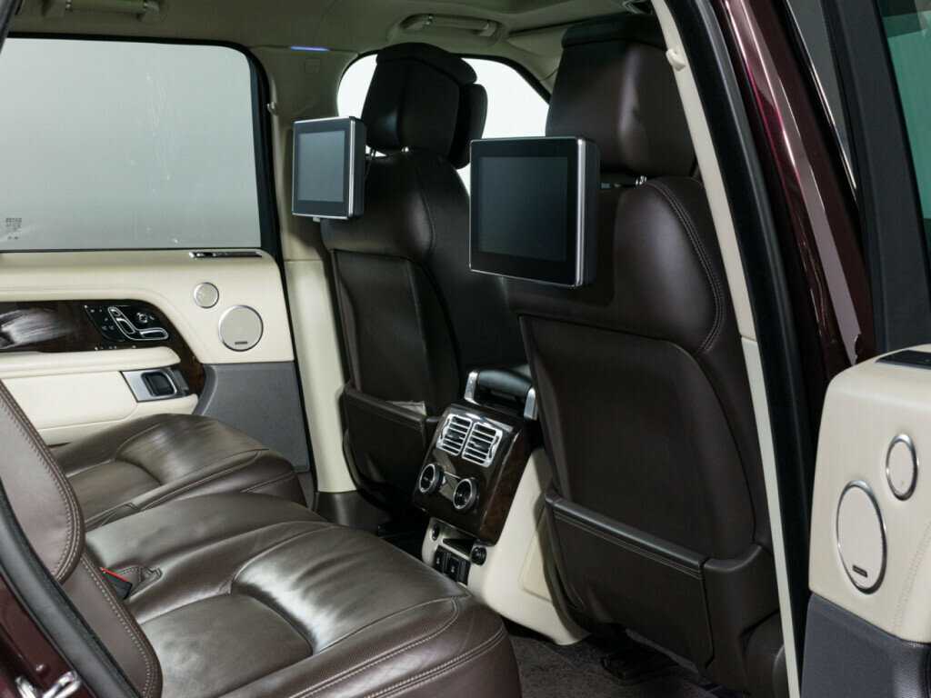 Land Rover Range Rover с пробегом — 2019 год. Фото: #13