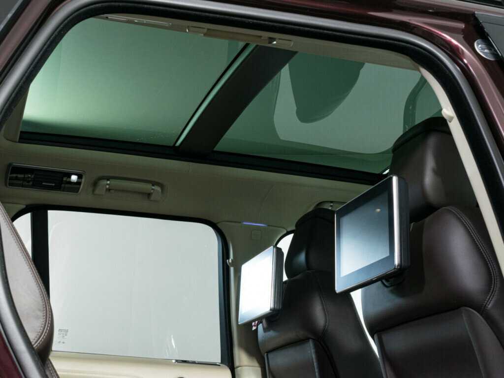 Land Rover Range Rover с пробегом — 2019 год. Фото: #14