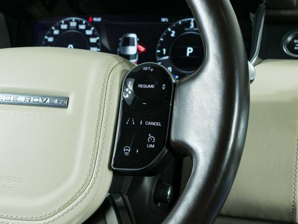 Land Rover Range Rover с пробегом — 2019 год. Фото: #19