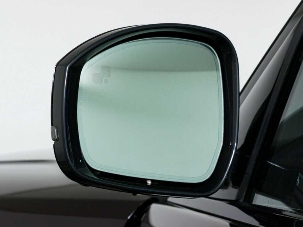 Land Rover Range Rover с пробегом — 2019 год. Фото: #30