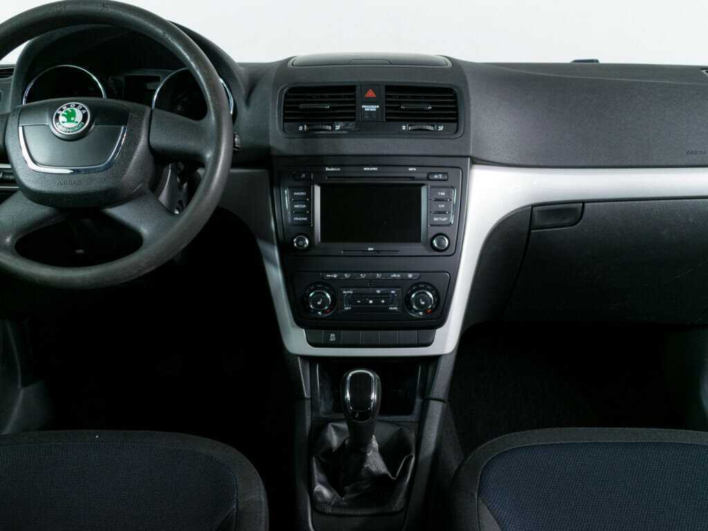 Skoda Yeti с пробегом — 2011 год. Фото: #8