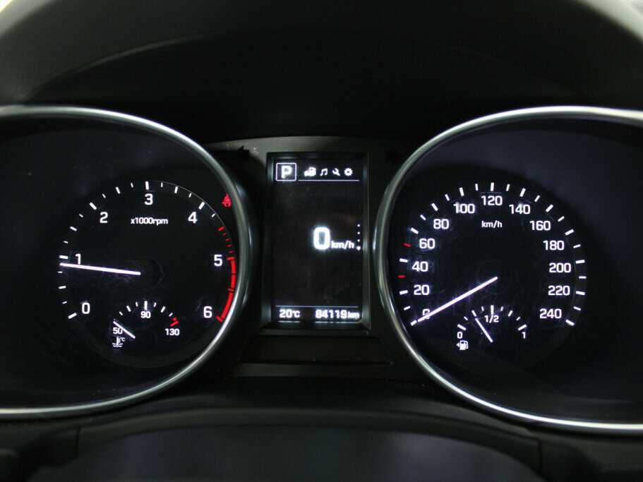 Hyundai Santa Fe с пробегом — 2018 год. Фото: #8