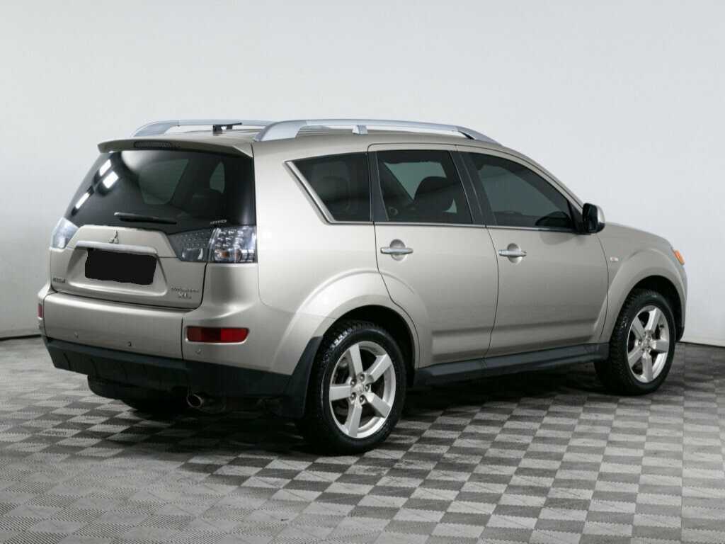 Mitsubishi Outlander с пробегом — 2008 год. Фото: #3