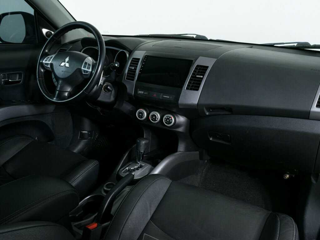 Mitsubishi Outlander с пробегом — 2008 год. Фото: #7
