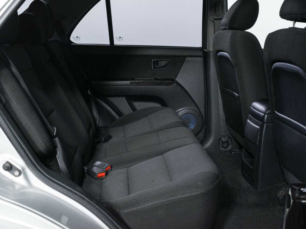 Kia Sorento с пробегом — 2007 год. Фото: #9