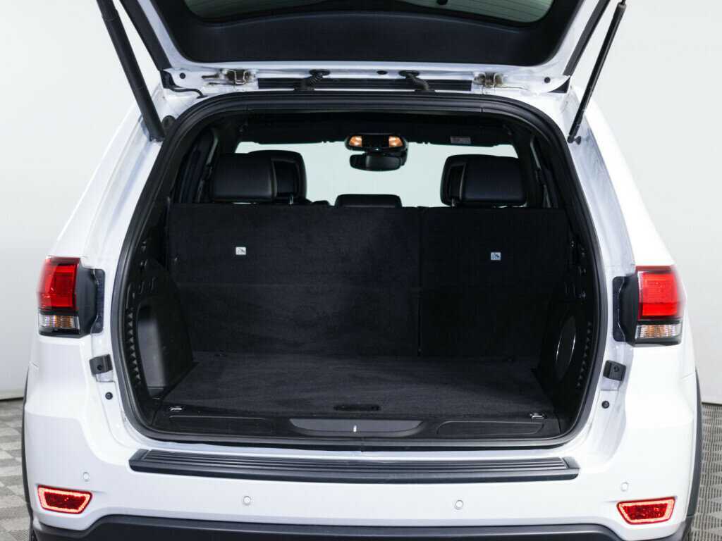 Jeep Grand Cherokee с пробегом — 2021 год. Фото: #6