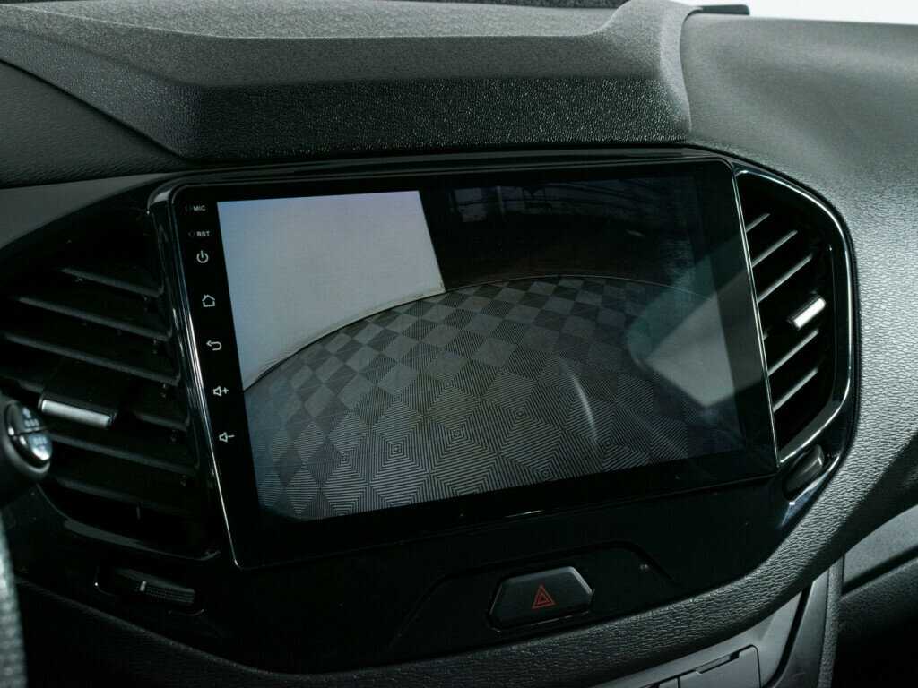 Lada (ВАЗ) Vesta с пробегом — 2021 год. Фото: #12