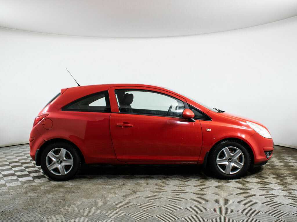 Opel Corsa с пробегом — 2010 год. Фото: #3