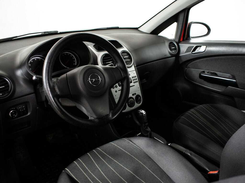 Opel Corsa с пробегом — 2010 год. Фото: #12