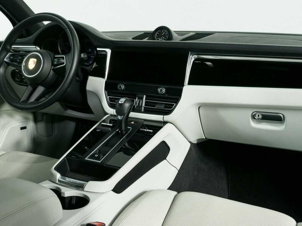 Porsche Macan с пробегом — 2022 год. Фото: #8