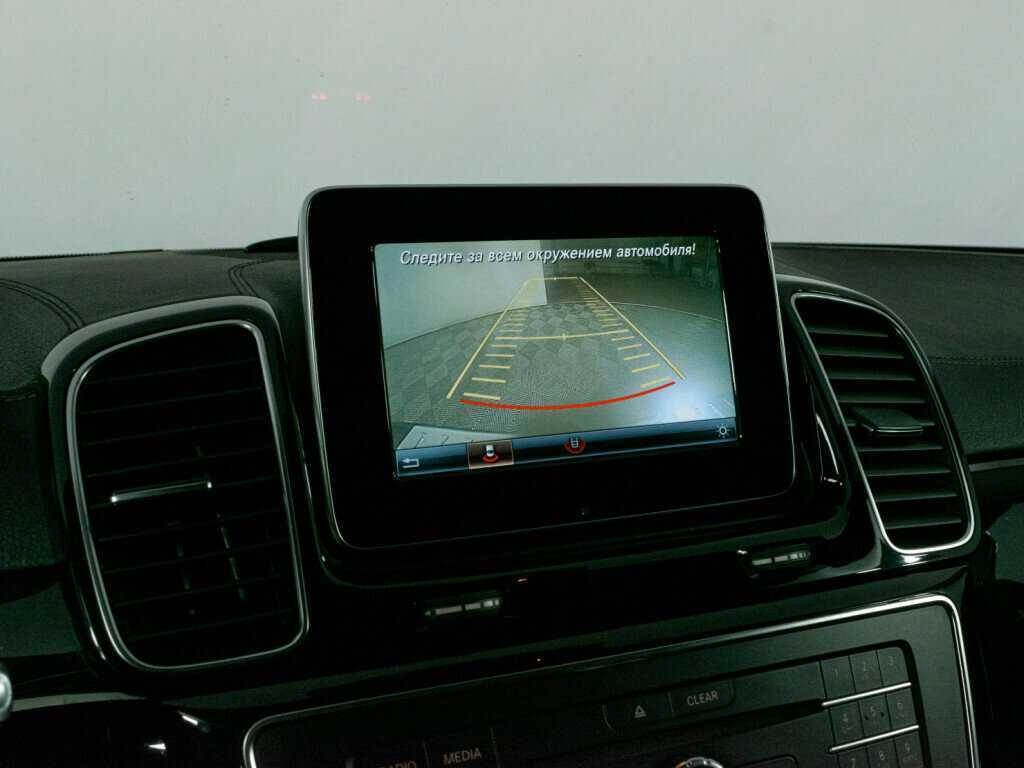 Mercedes-Benz GLE с пробегом — 2015 год. Фото: #20